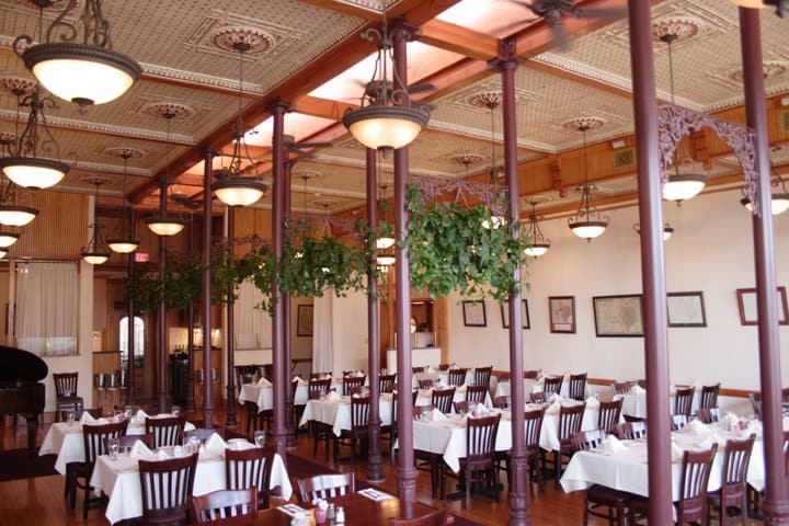 Uptown Blanco Restaurant